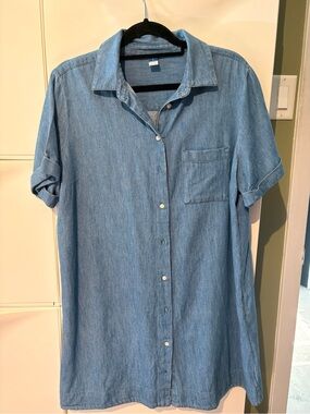 Old Navy Light Blue Chambray Shirt Dress